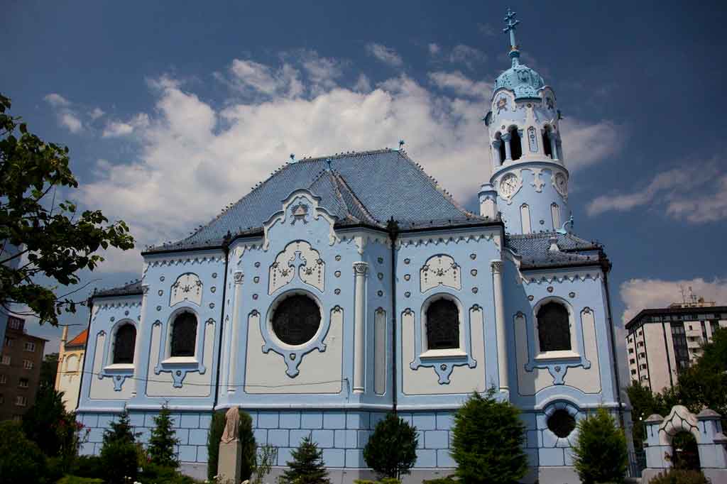 O que fazer em Bratislava igreja azul