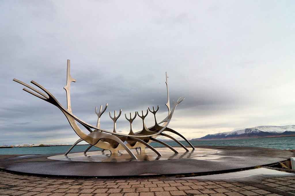 reykjavik Islândia solfar sculpture