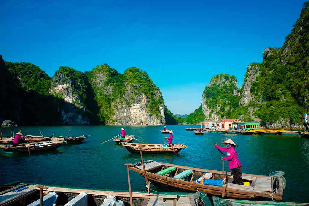 Baía de Halong: guia para a maravilha natural no Sudeste Asiático