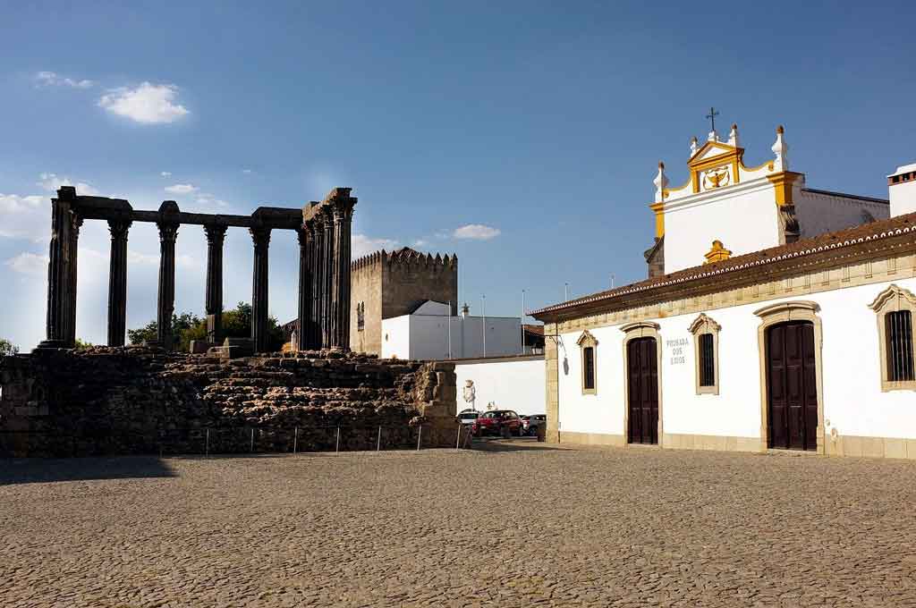 Évora Portugal templo romano