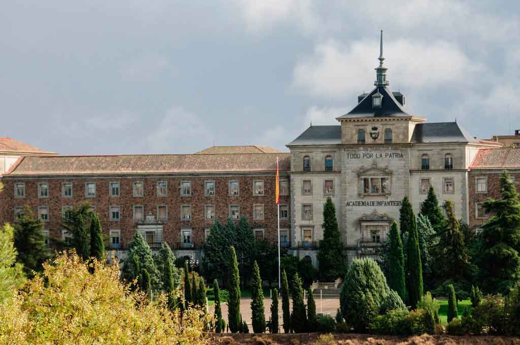 Toledo Espanha monasterio de san juan de los reyes