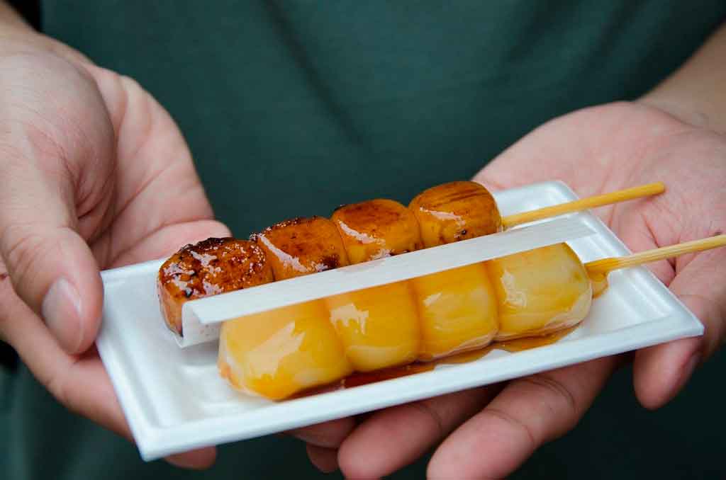 Culinária Japonesa Sanshoku Dango