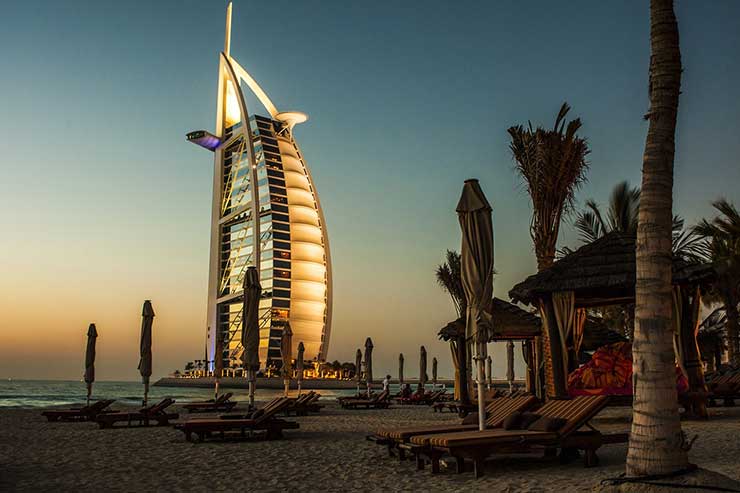 Moeda de Dubai: informação, cotação, câmbio e dicas de viagem
