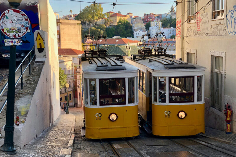 Elevadores da cidade de Lisboa: locomoção que virou ponto turístico!