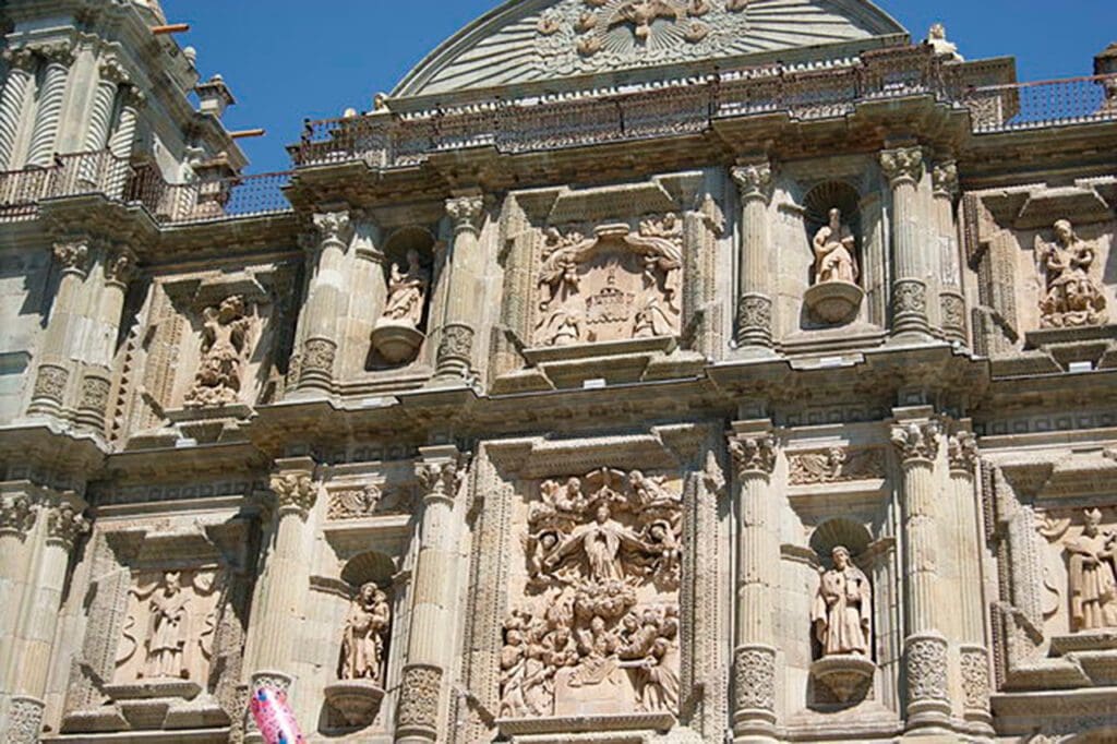 Oaxaca: uma das cidades mais culturais do México 5 Catedral-de-Nuestra-Señora-de-La-Asunción
